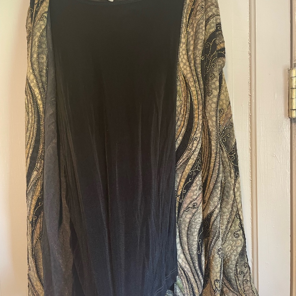 Black and Beige Patterned Kimono Cardigan